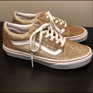 Vans Old Skool Super-Cute Gold Sparkle Low Tops. Junior size 6. ✨New✨